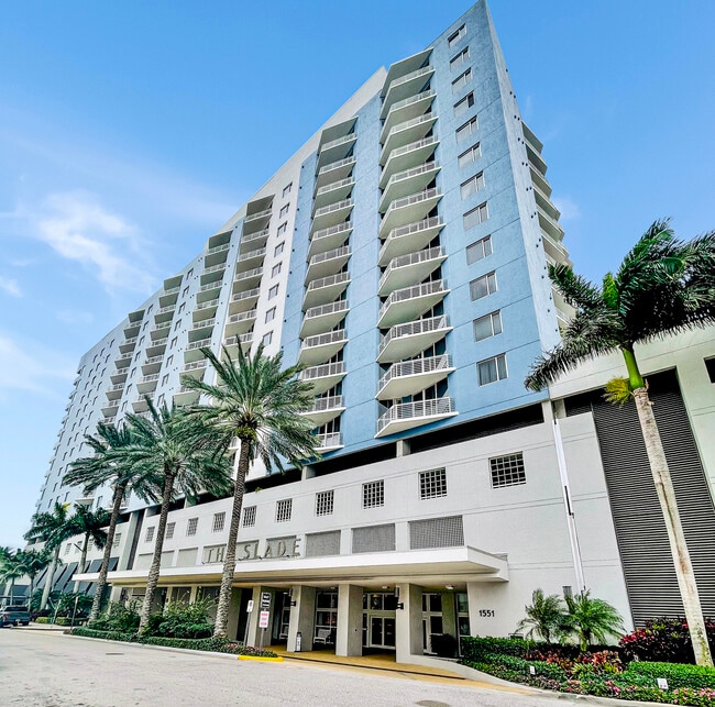 Building Photo - 1551 N Flagler Dr Unit 1102