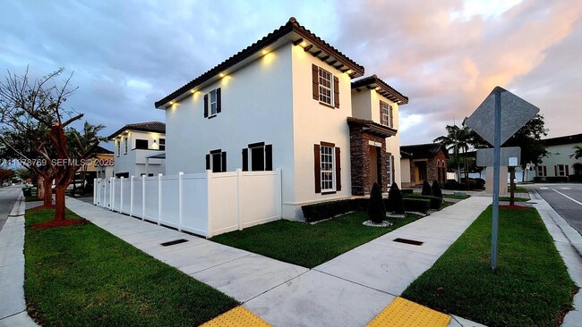 Photo - 17070 SW 91st St