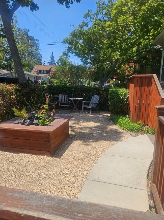 309-311 Cowper Street
