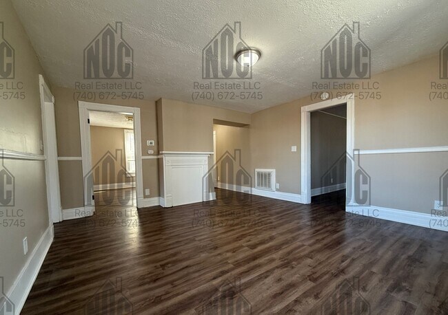 Photo - 136 E Allen St