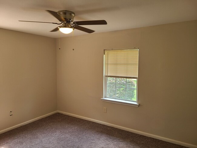 Photo - 2112 Melanie Dr