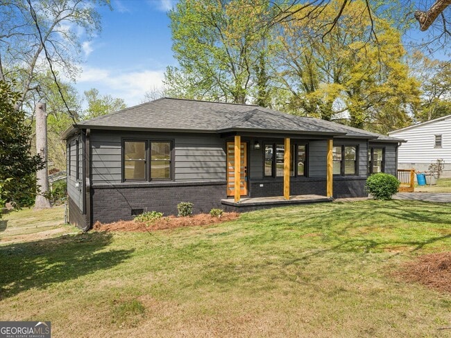 Photo - 960 Pine Forest Dr SW