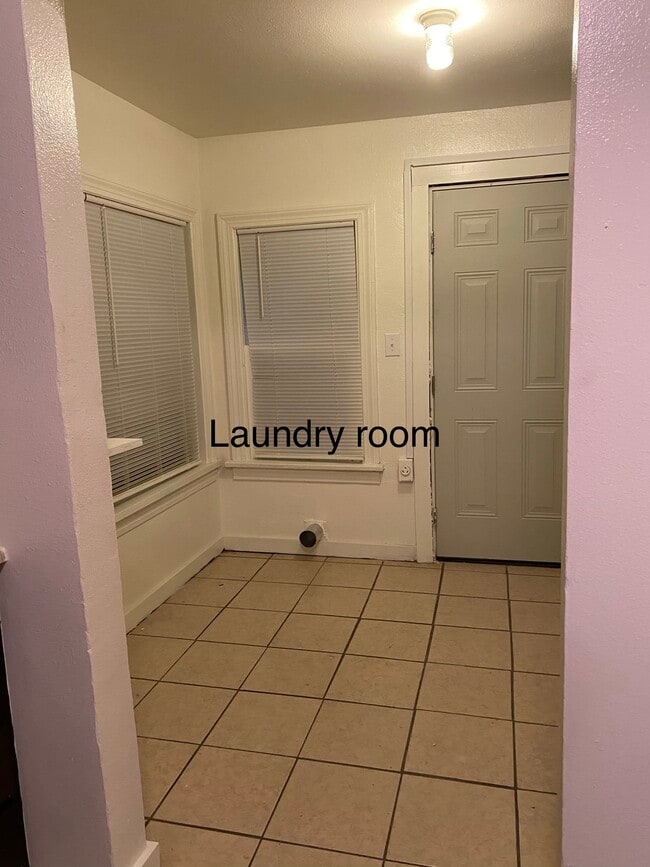 Photo - 1012 Boston St