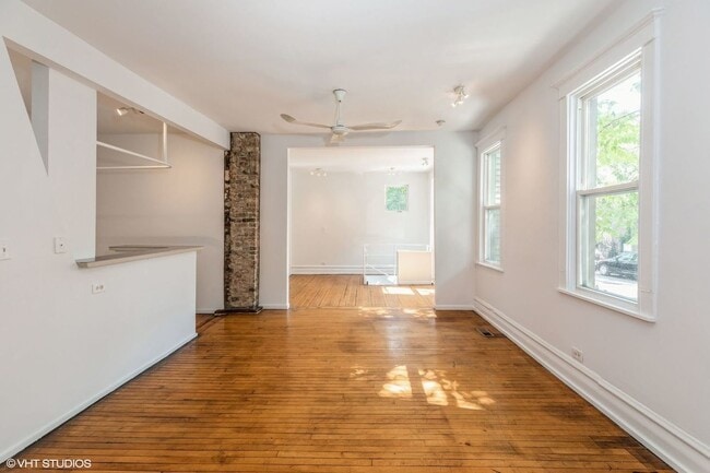Photo - 626 W 18th St Unit RH1