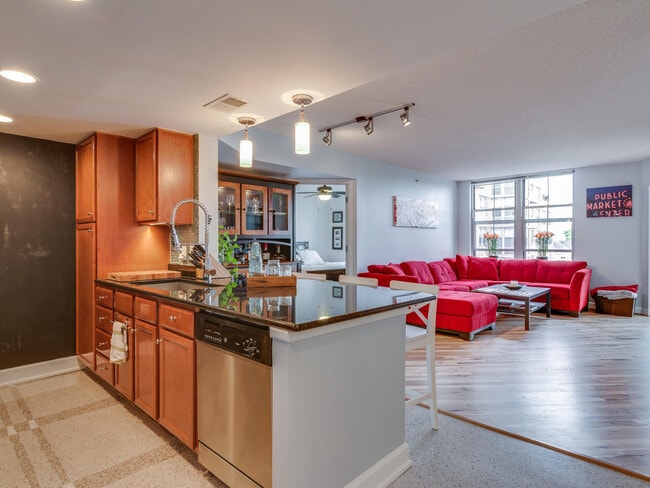 Welcome home! - 11800 Sunset Hills Rd Unit 726