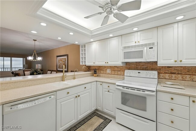 Photo - 26000 Hickory Blvd Unidad 204