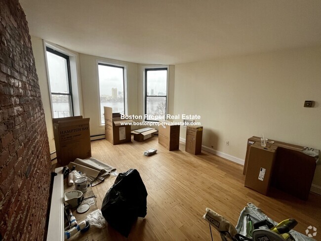 Building Photo - 482 Beacon St Unit 52 Rental