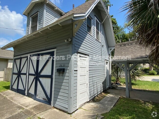 Building Photo - 2633 Post St Rental