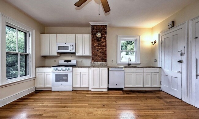 88 Harrison St Unit 2