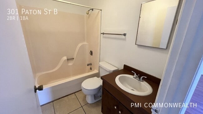 Photo - 301 Paton St