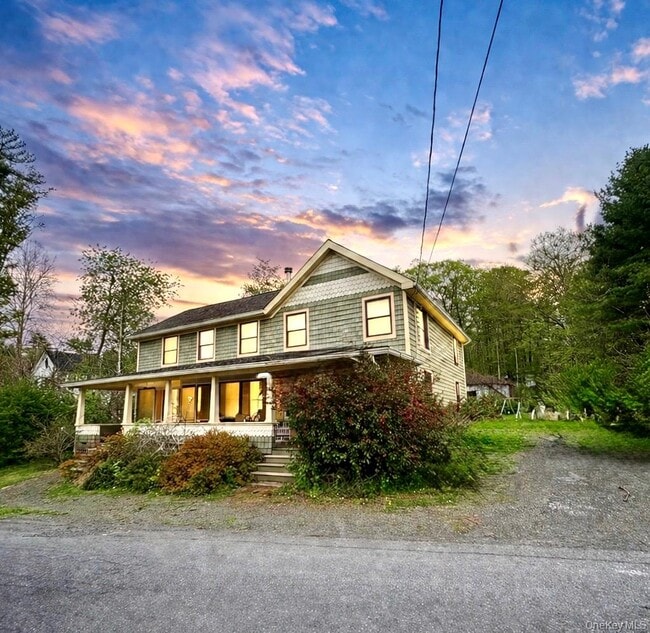 Building Photo - 96 Bruceville Rd