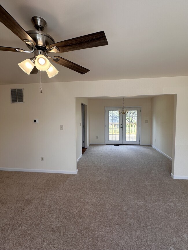 Photo - 11 Terben Ct House