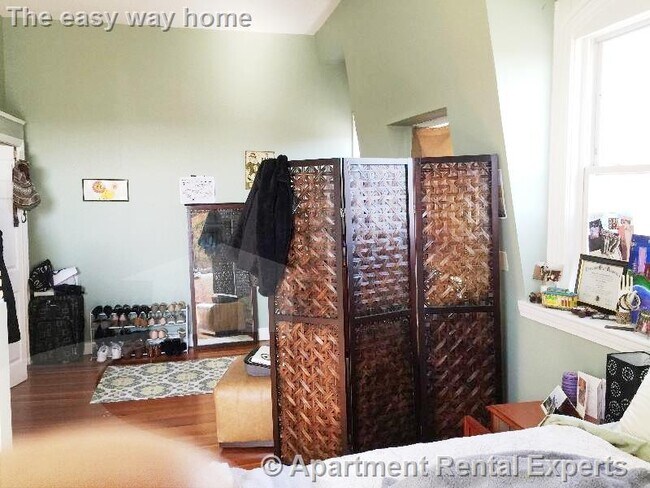 Photo - 358 Broadway Unit #5