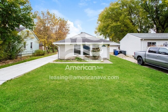 Building Photo - 20019 Lexington