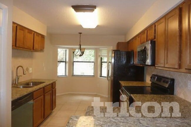 Photo - 7756 Sugar Bend Dr