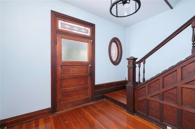 Photo - 735 E University Ave