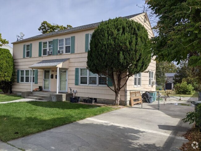 Building Photo - 1006 Perkins Ave Rental