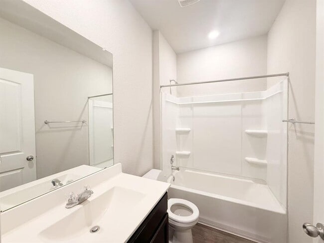 Photo - 15109 Siberian Elm Ln