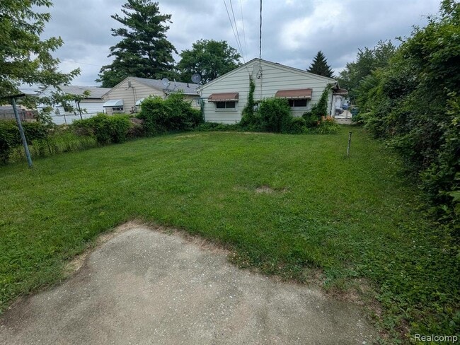 Photo - 23911 Methuen Ave