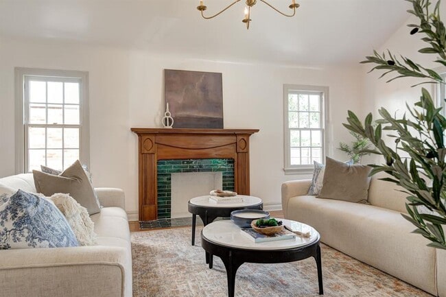 Photo - 2324 NW 28th St