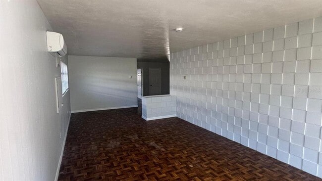 147 Ave E SW
