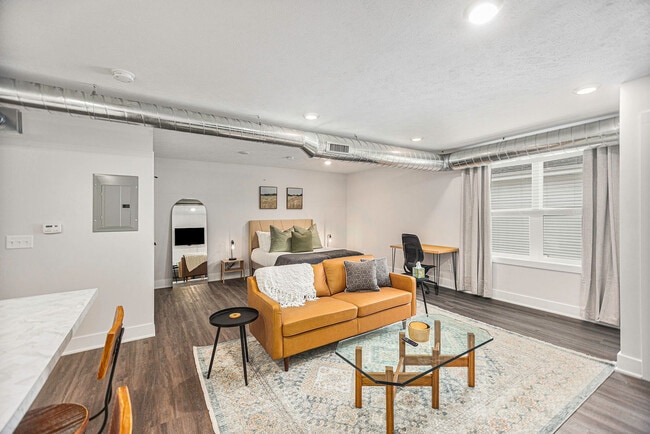 Building Photo - 1562 Michigan St NE Unit ID1346761P