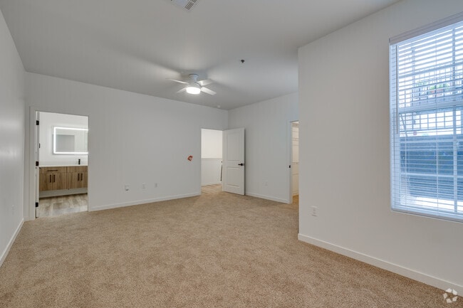 3BR, 2.5BA - 1867SF - Primary