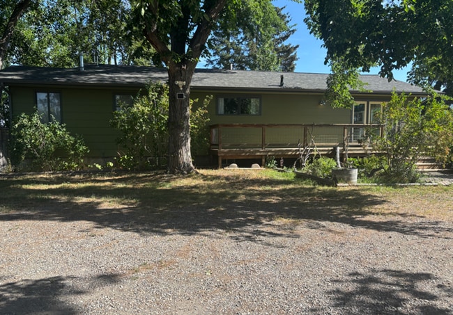 Building Photo - Horse Property for rent with beautiful Bri... Rental