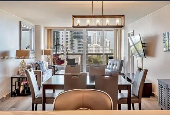 Photo - 1717 N Bayshore Dr Unit A1448