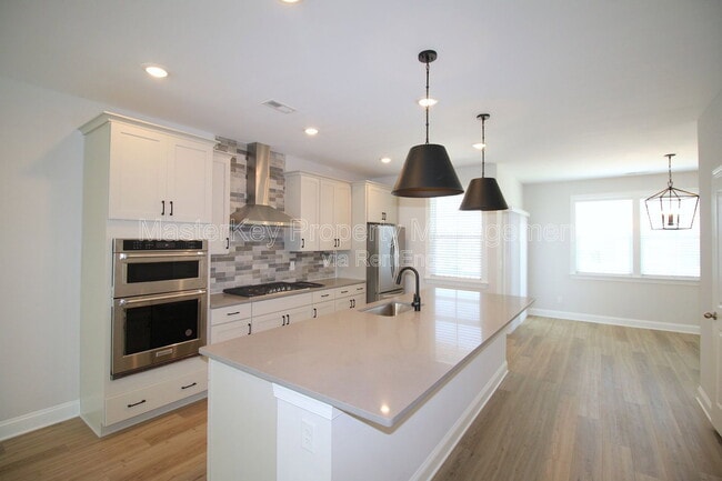 Photo - 612 Amaranth Dr