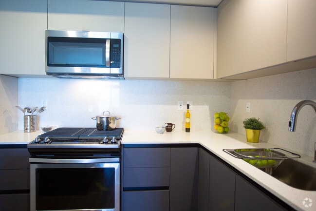 2 HAB, 2 BA: 1038 ft² - Vestalia