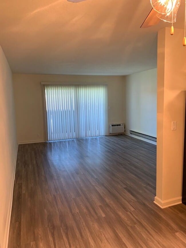 Photo - Willow Park Apartments