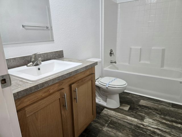 Photo - 2038 Palm St House