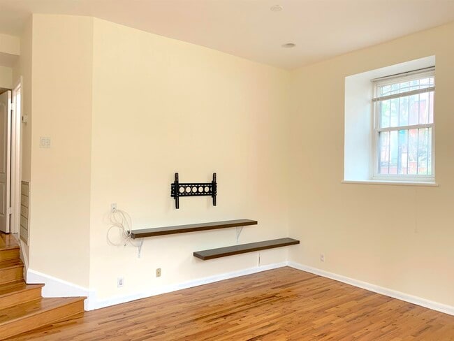 Photo - 297 Montgomery St Unit 1E