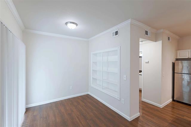 Photo - 10505 S I-35 Frontage Rd Unit 0338