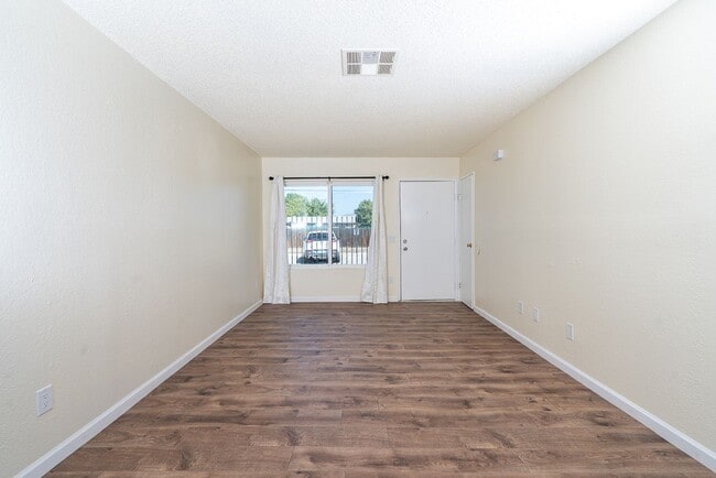 Photo - 2 BR 1 BA in Hemet. Unit in a single story...