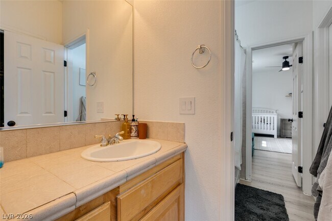 Photo - 7210 Shallowford Ave