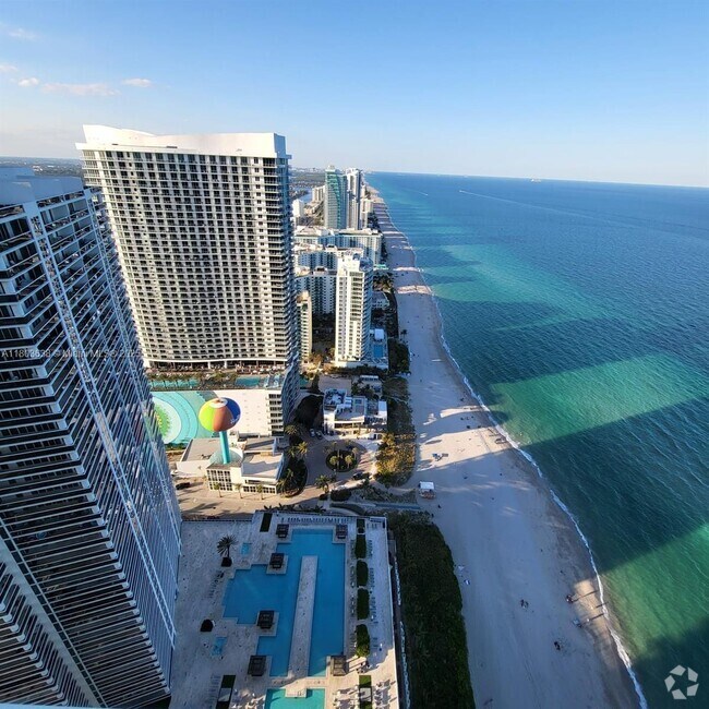 Building Photo - 1830 S Ocean Dr Unit 4701 Rental