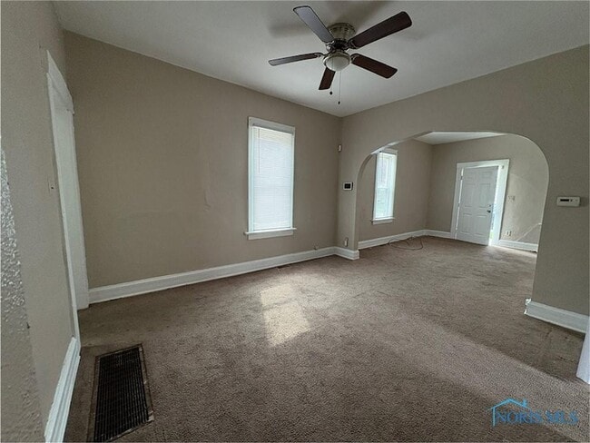 Photo - 1614 Pinewood Ave