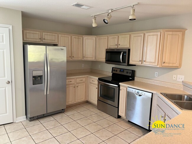 Photo - Stunning 4 Bedroom Home in Holley By The Sea