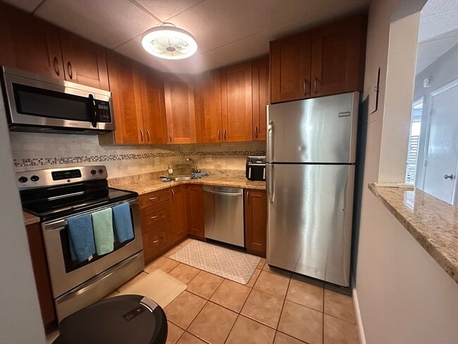 Photo - 40 High St Unit 305