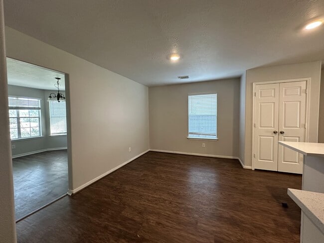 Photo - 1034 Junction Ct