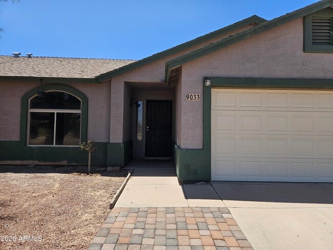 Photo - 9033 W Oneida Dr