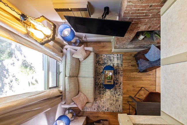 311 Morewood Ave