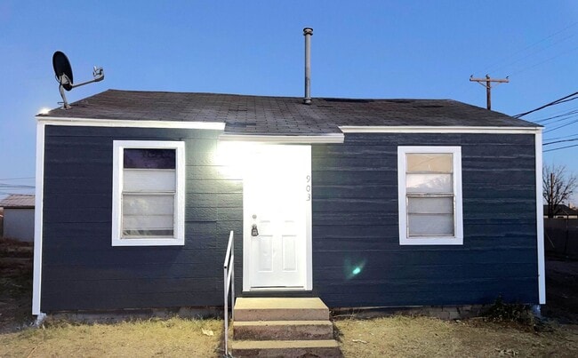 Photo - $0 First Month's Rent / $0 Deposit at Move-in