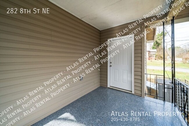 Photo - 282 8th St NE