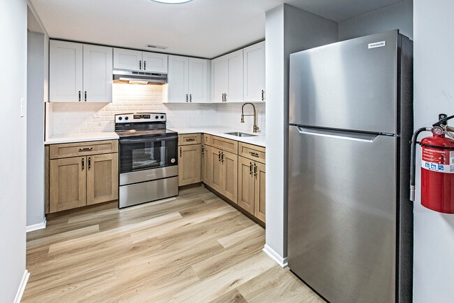 Photo - 1504 Timber Creek Rd