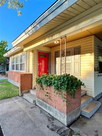 Photo - 1319 N Clay St