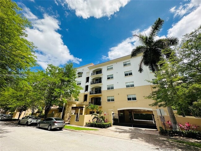 Building Photo - 118 Zamora Ave Unit 308 Rental