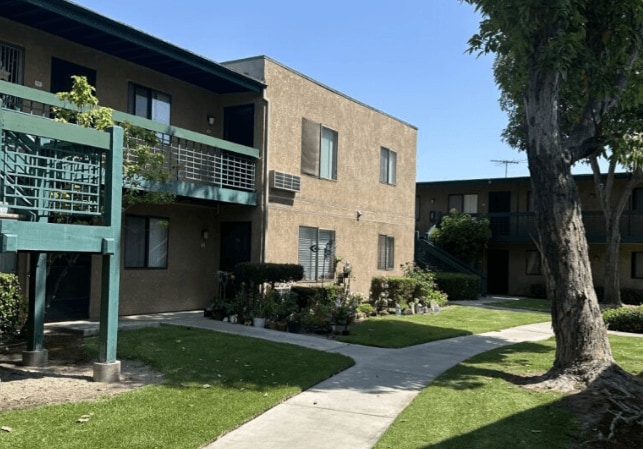 Rosewood Park Senior Apts
